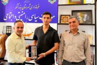 تجلیل رئیس هیئت کاراته هرمزگان از کاراته‌کای سابق خود